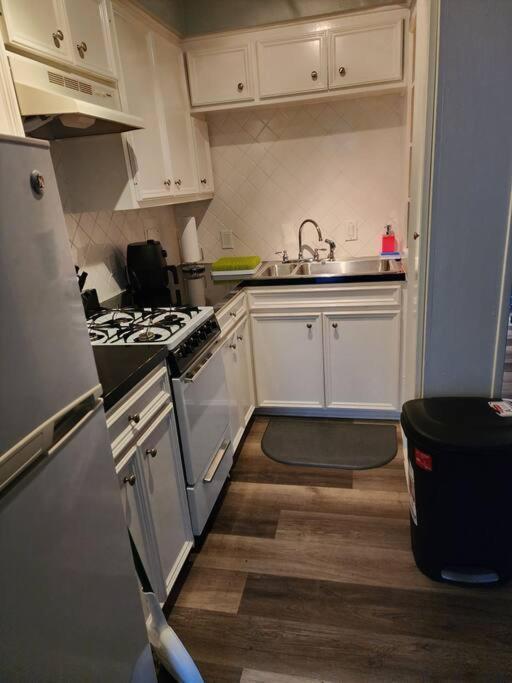 Appartement Blue Shark *W7* @ Montrose 1Br Private King Loft à Houston Extérieur photo