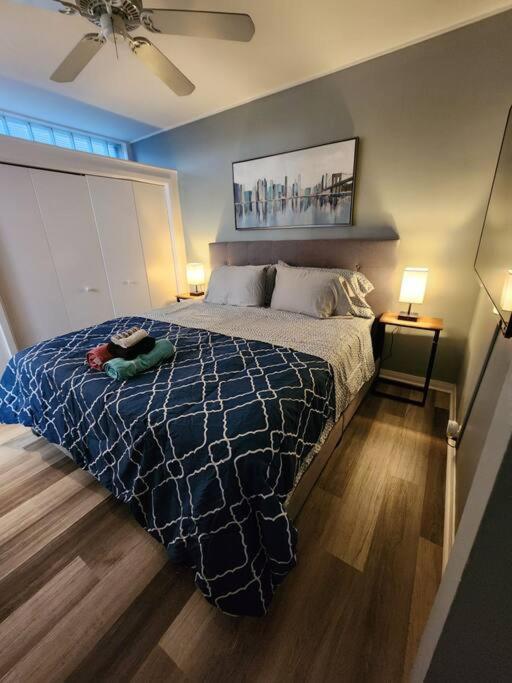 Appartement Blue Shark *W7* @ Montrose 1Br Private King Loft à Houston Extérieur photo